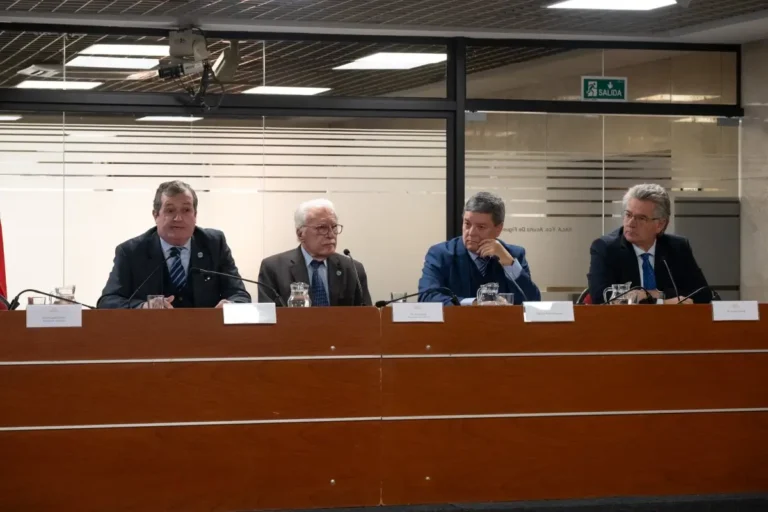 Jornada académica AUGE: Agua necesidad de políticas de Estado